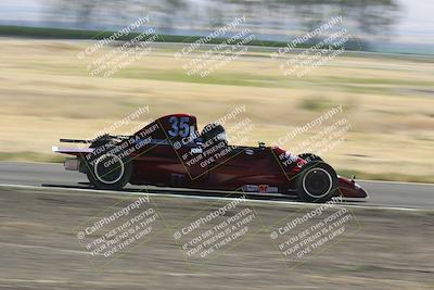 media/Jun-01-2024-CalClub SCCA (Sat) [[0aa0dc4a91]]/Group 4/Race/